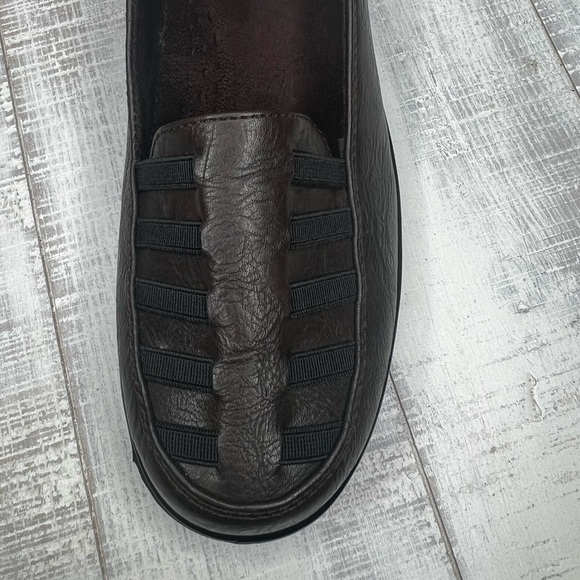 Easy Street Genesis Loafer Flat Brown- Size 8.5 - Picture 9 of 17
